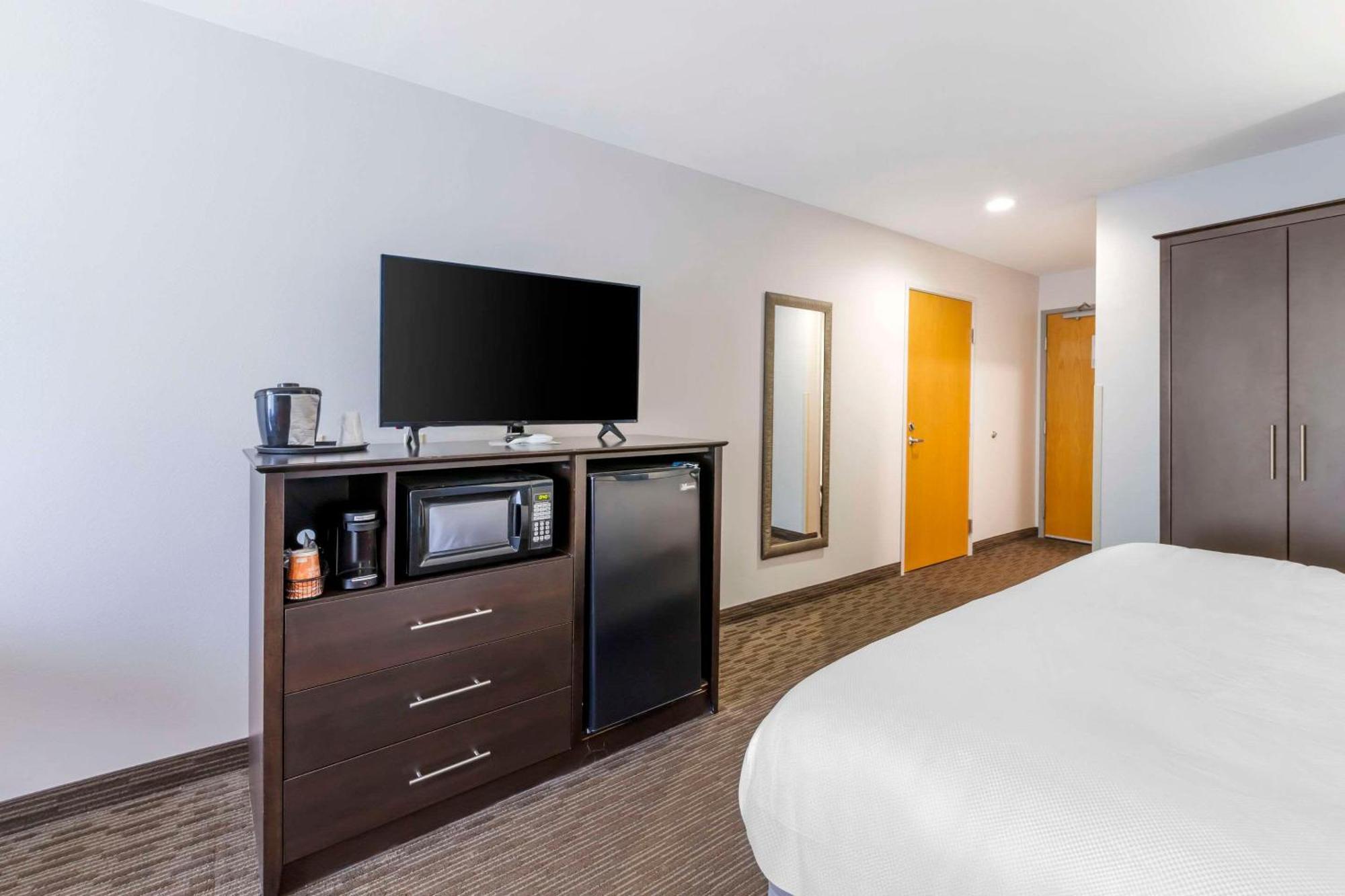 Comfort Inn & Suites New Lisbon Ngoại thất bức ảnh