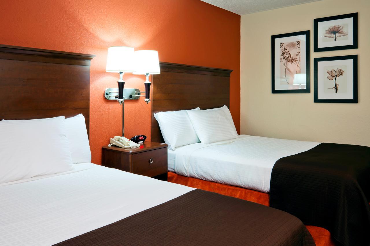 Comfort Inn & Suites New Lisbon Ngoại thất bức ảnh